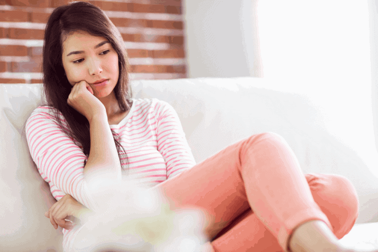 mọc mụn ở đầu nhũ hoa