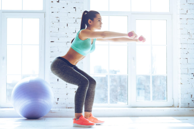 Hình ảnh các bài tập Squat đúng tư thế và sai lầm khi tập Squat tại nhà